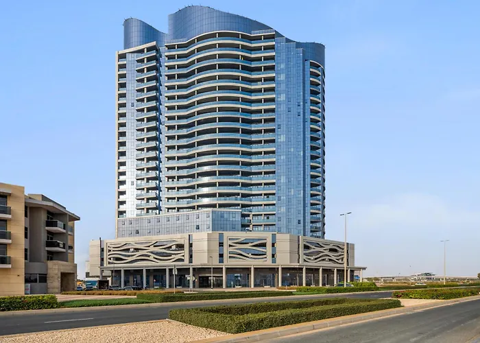 Spacious Studio With Dubailand Charm